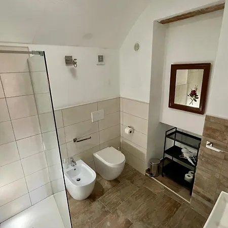 Sardinian Gallery Domus Apartment Bosa