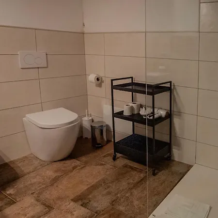 Sardinian Gallery Domus Apartment