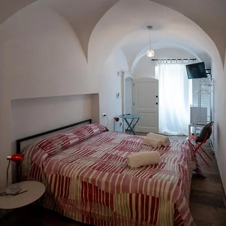 Sardinian Gallery Domus Apartment *
